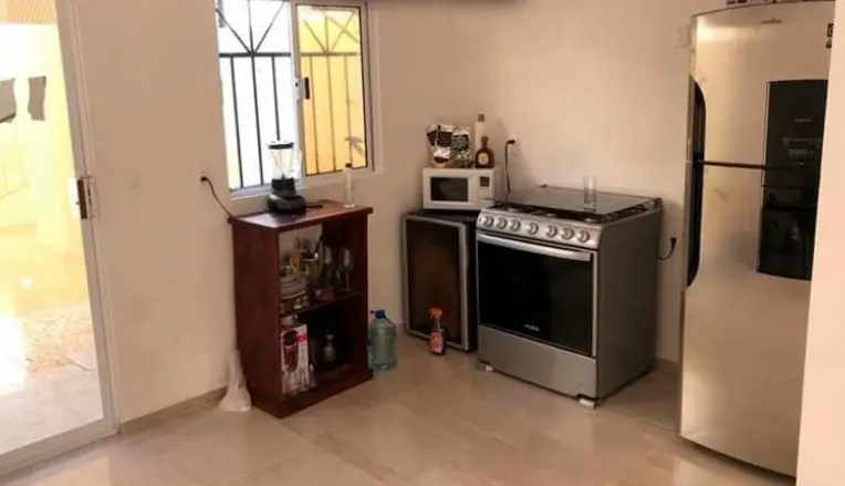 Reformas de cocinas en Granada: cocina antigua antes de la reforma
